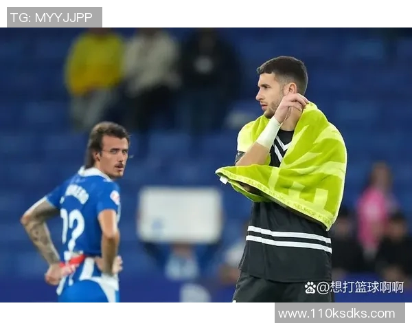 西班牙传奇门将宣布退役,球迷纷纷送上祝福和感谢